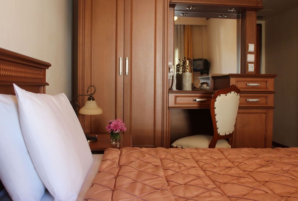 Hotel Famissi 3 * Hotel Famissi 3 *