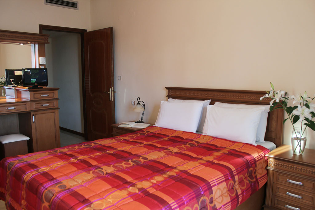 Hotel Famissi 3 * Hotel Famissi 3 *