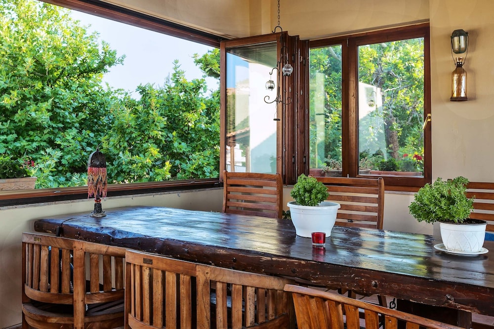  Akritas Ef Zin Villas & Suites , Kassandra